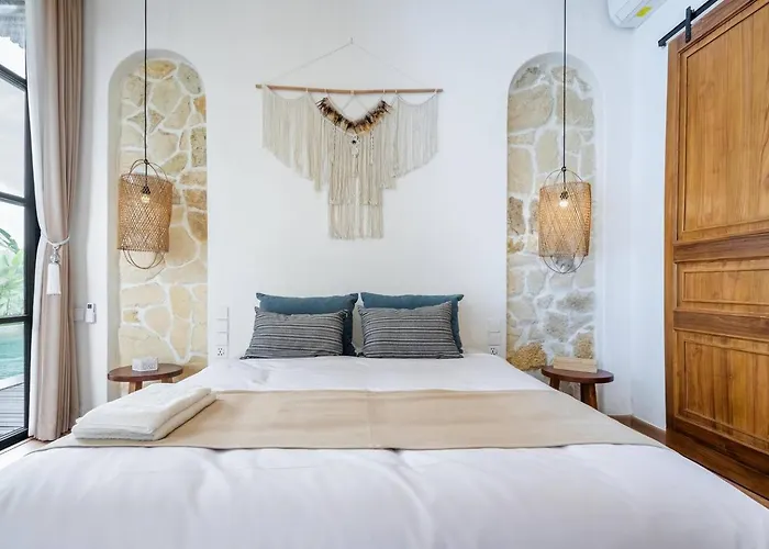 Villa Palm Sugar - Stylish 3br Retreat With Pool