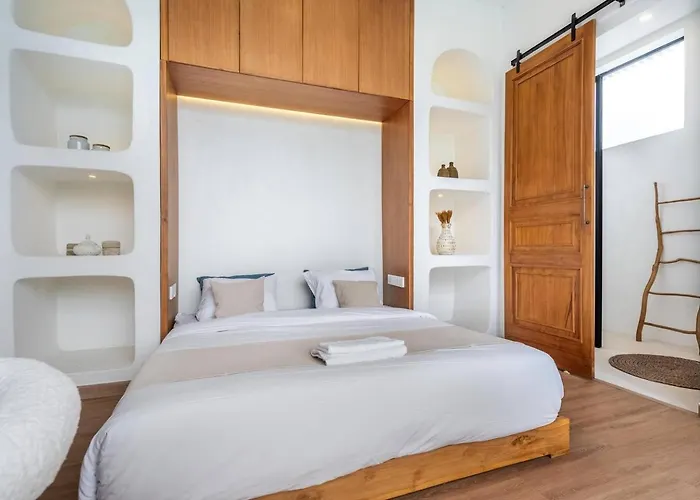 Villa Palm Sugar - Stylish 3br Retreat With Pool Jimbaran