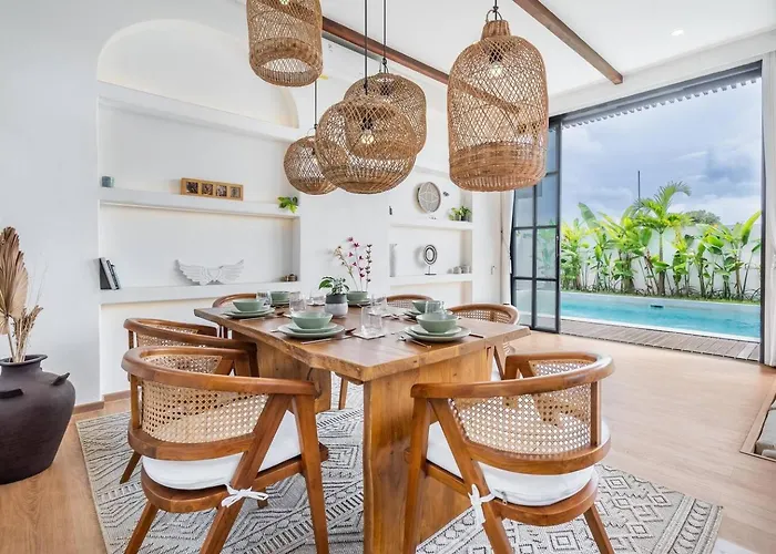 Villa Palm Sugar - Stylish 3br Retreat With Pool